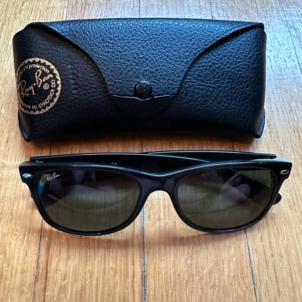 Ray-Ban New Wayfarer — used